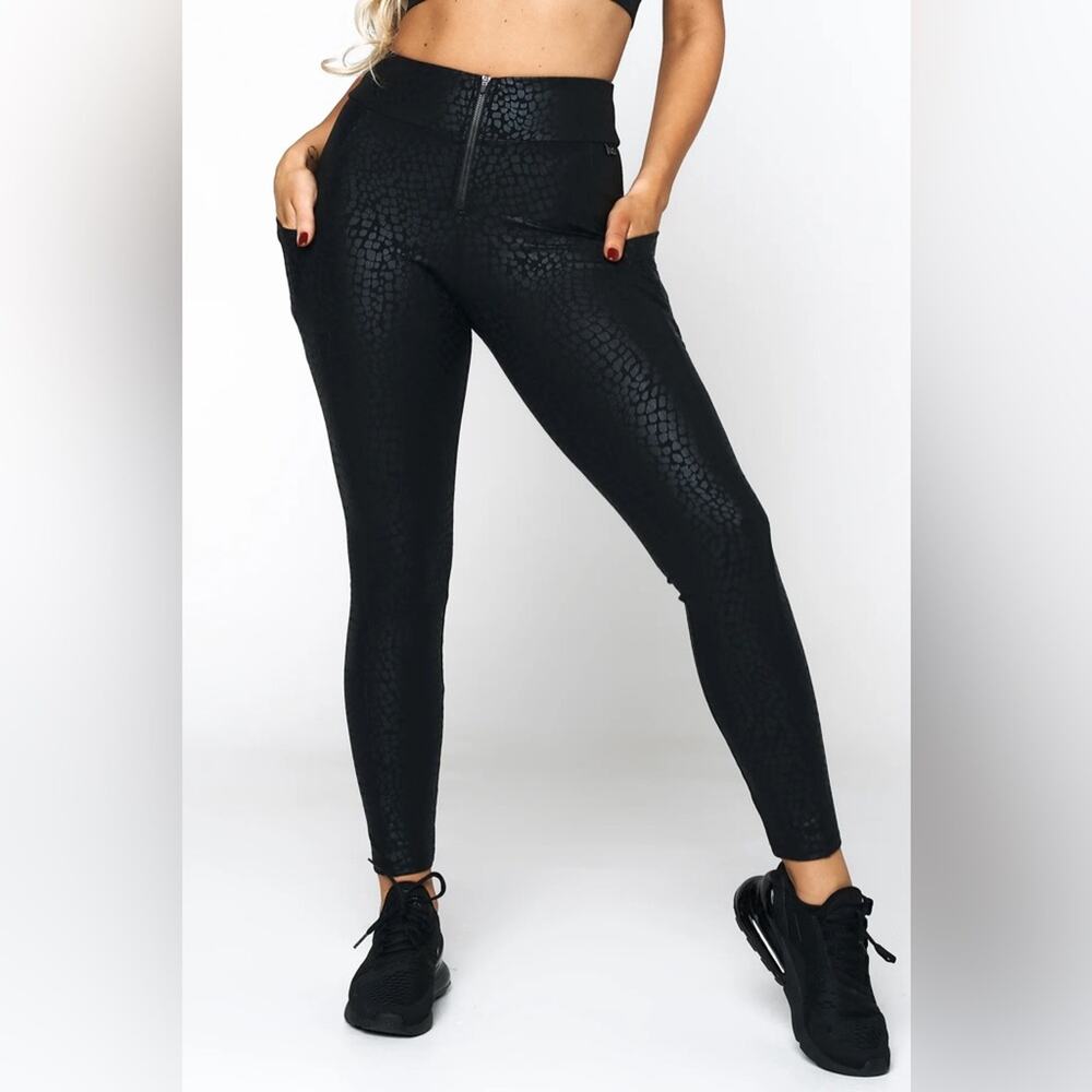 Lici Fit | Black Luxe Zipper Pocket Legging Leopard Cheetah Neutral Print Yoga S